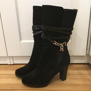 NEW Artica Black Suede Boots